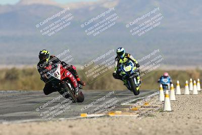 media/Dec-07-2025-CVMA (Sun) [[3e7d2de5dc]]/Race 8-Middleweight Shootout/